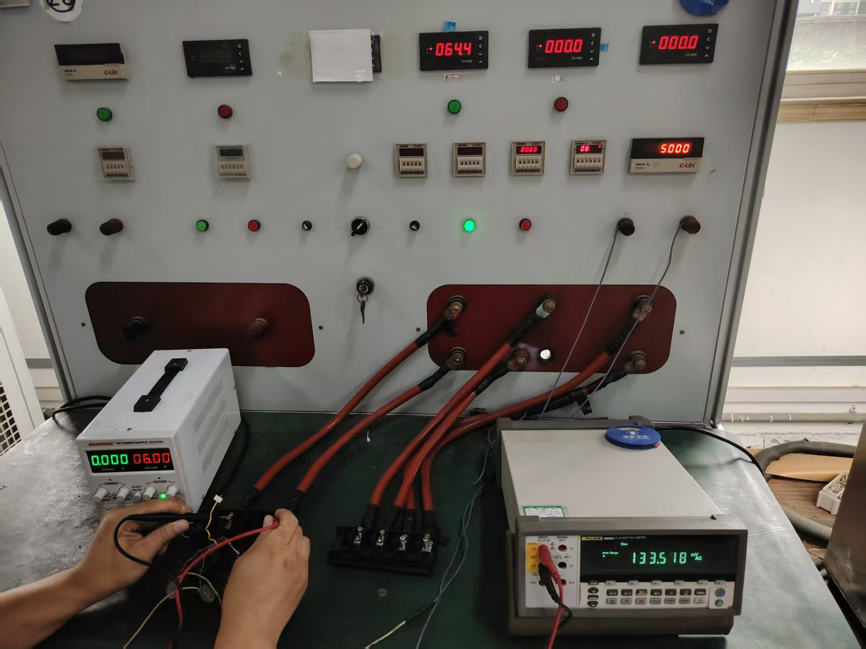Innovation Breakthrough! 90A Relay TP41-27 Certified by IEC62052-31 UC2/ Annex-G15884 Standard